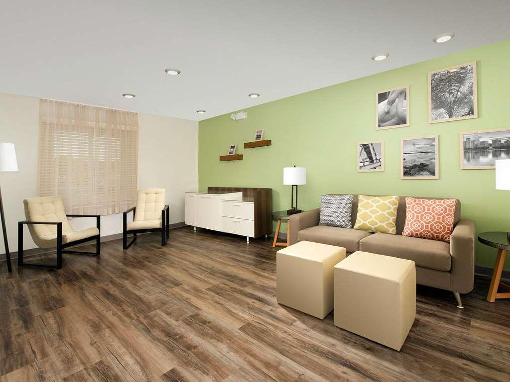 Woodspring Hotel West Monroe